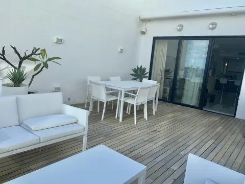 2 bed Penthouse For Rent in Sliema, Sliema - thumb 2