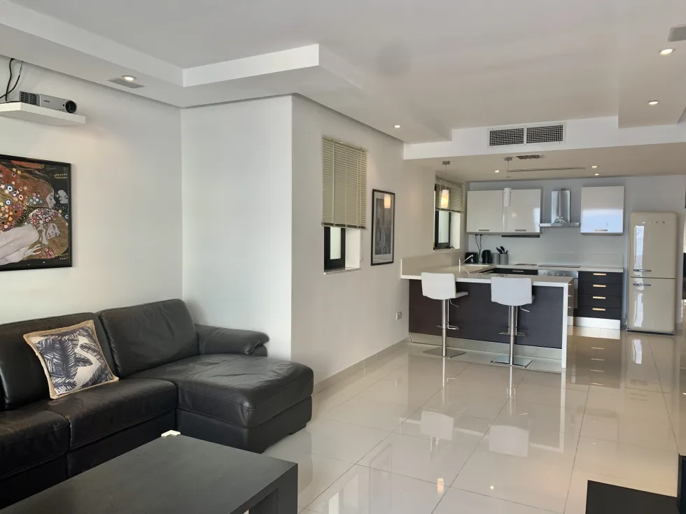 2 bed Penthouse For Rent in Sliema, Sliema - thumb 5