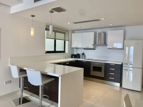 2 bed Penthouse For Rent in Sliema, Sliema - thumb 8