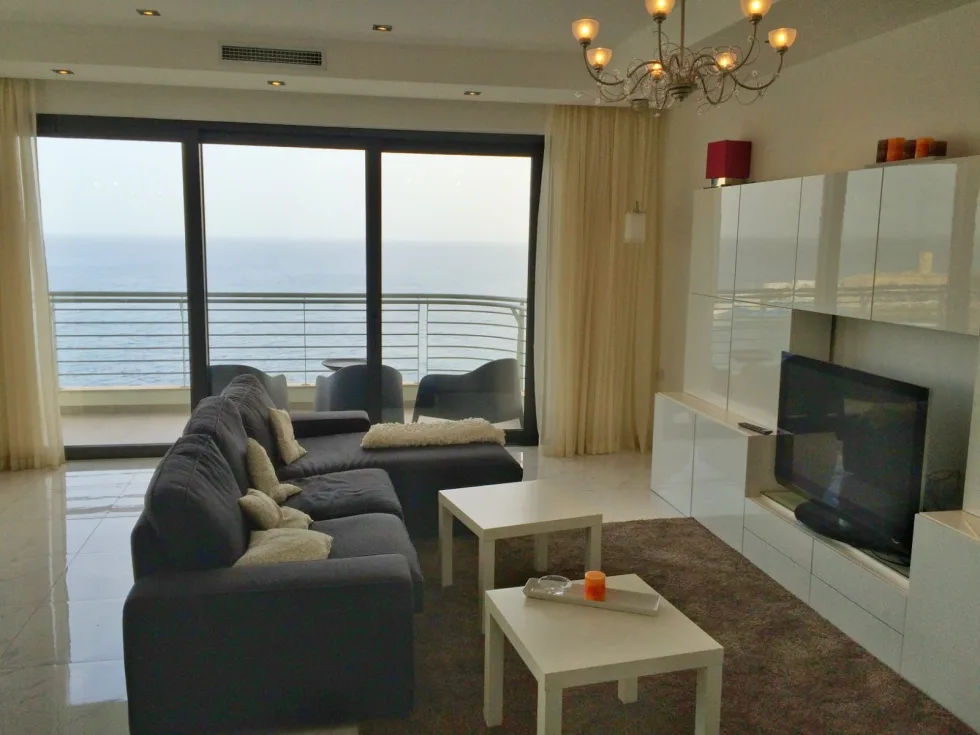 3 bed Apartment For Rent in Sliema, Sliema - thumb 3