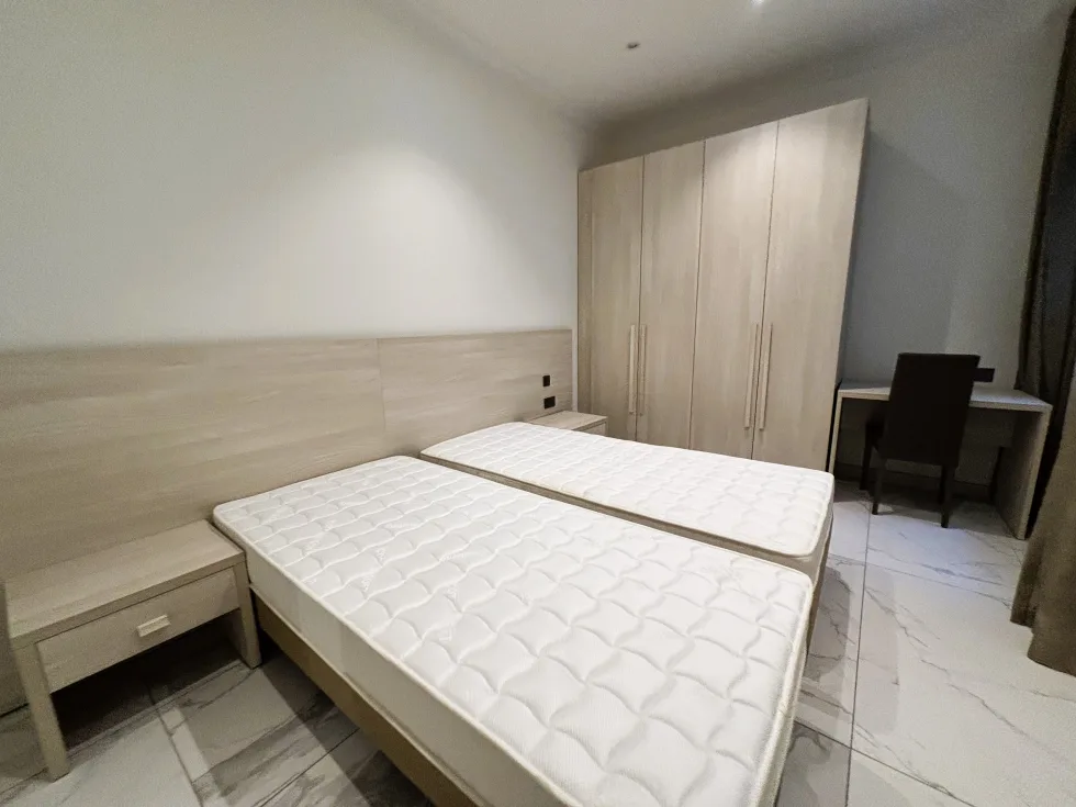 3 bed Apartment For Rent in Sliema, Sliema - thumb 11