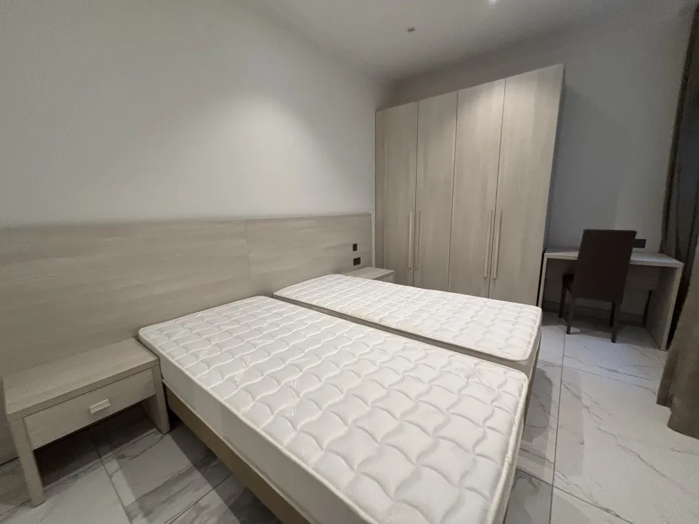 3 bed Apartment For Rent in Sliema, Sliema - thumb 10