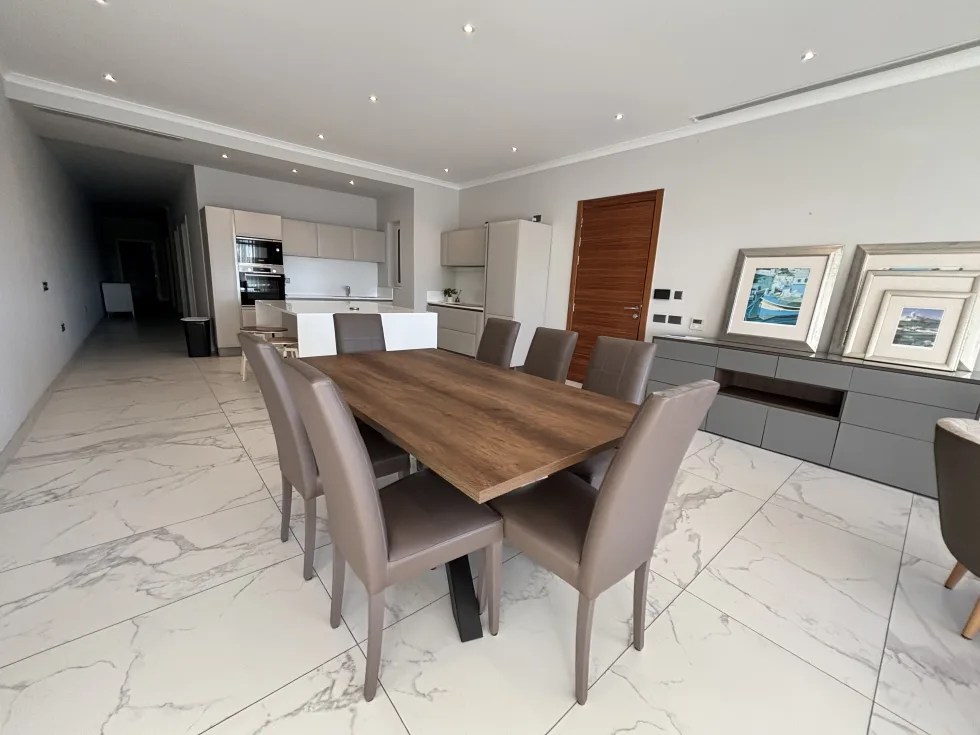 3 bed Apartment For Rent in Sliema, Sliema - thumb 6