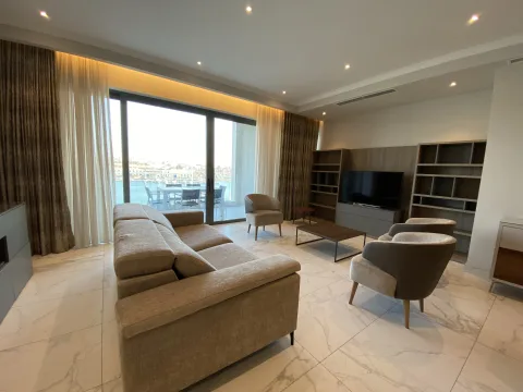 3 bed Apartment For Rent in Sliema, Sliema - thumb 2