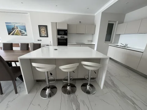 3 bed Apartment For Rent in Sliema, Sliema - thumb 10