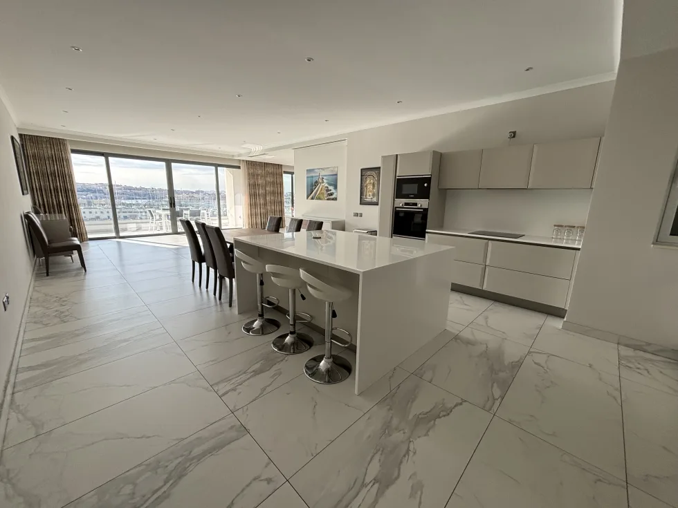 3 bed Apartment For Rent in Sliema, Sliema - thumb 12