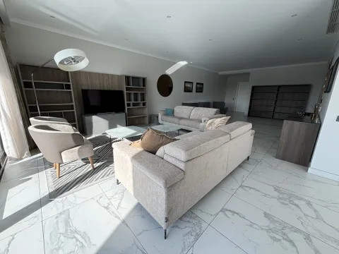 3 bed Apartment For Rent in Sliema, Sliema - thumb 5