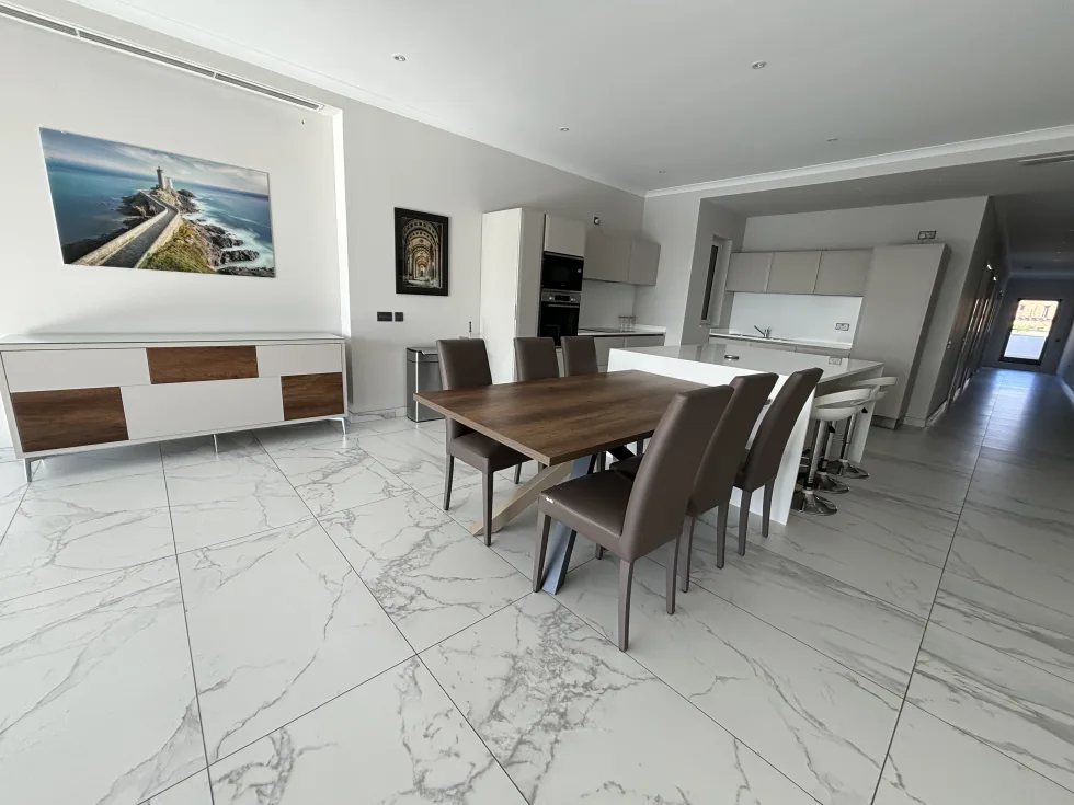 3 bed Apartment For Rent in Sliema, Sliema - thumb 9