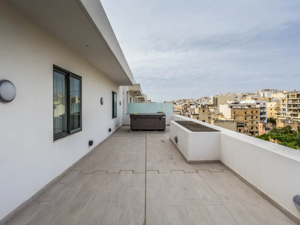 3 bed Apartment For Rent in Sliema, Sliema - thumb 6