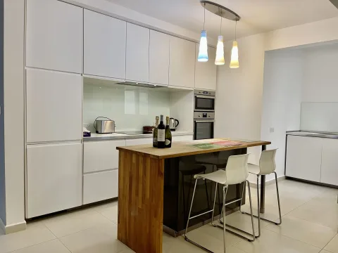 3 bed Apartment For Rent in Bahar Ic-Caghaq, Bahar ic-Caghaq - thumb 4