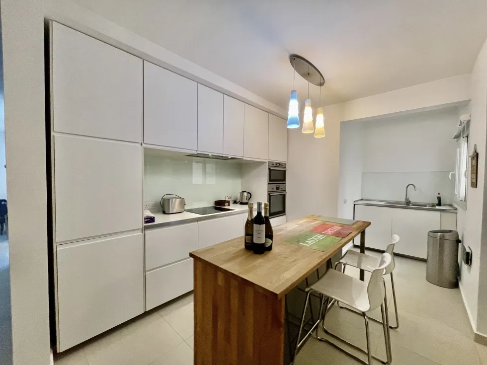 3 bed Apartment For Rent in Bahar Ic-Caghaq, Bahar ic-Caghaq - thumb 5