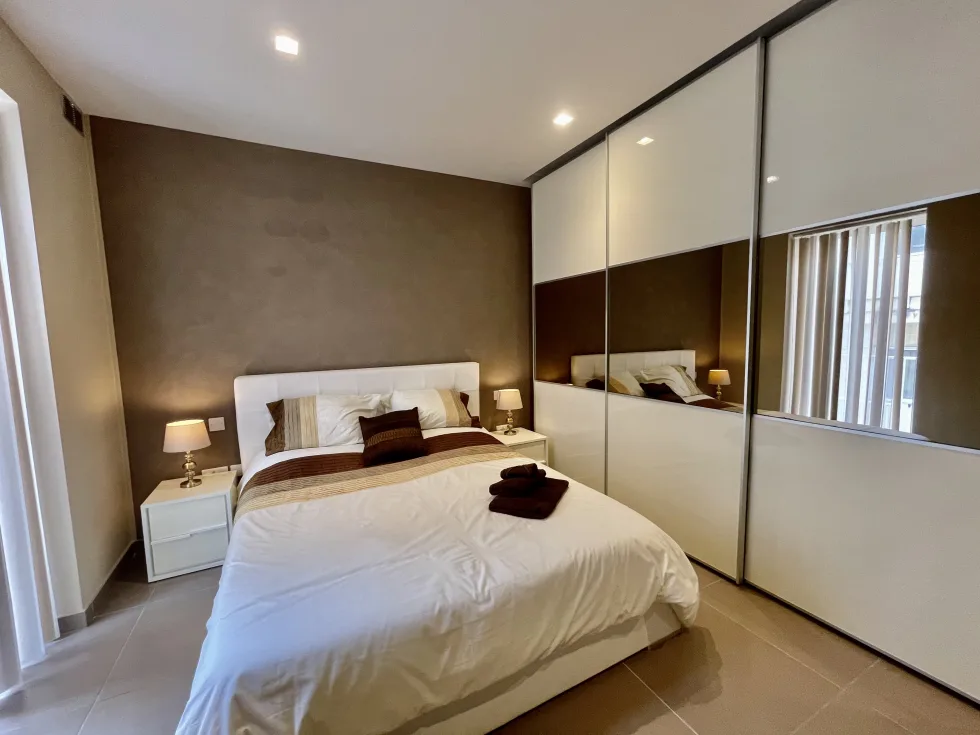 2 bed Apartment For Rent in Sliema, Sliema - thumb 18