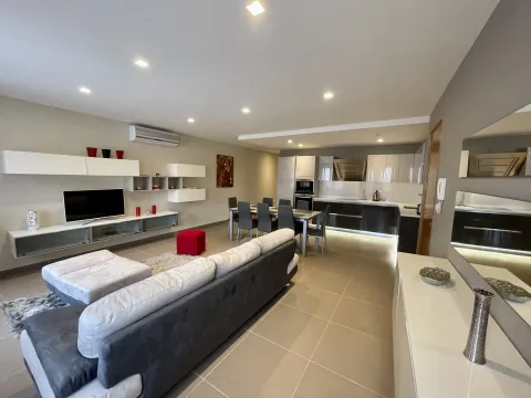 2 bed Apartment For Rent in Sliema, Sliema - thumb 6