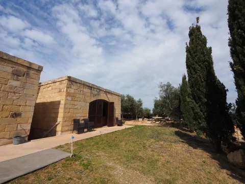 2 bed Farmhouse For Sale in Dingli, Dingli - thumb 4