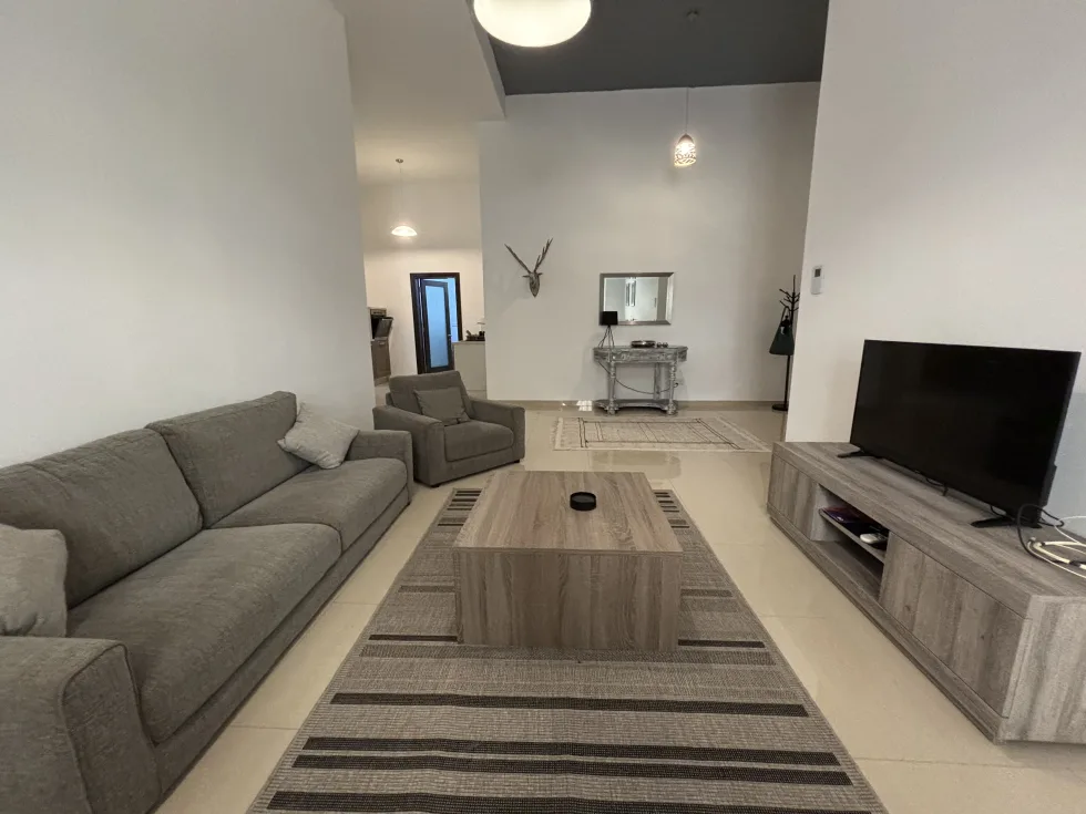 3 bed Apartment For Rent in Sliema, Sliema - thumb 1