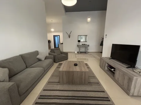 3 bed Apartment For Rent in Sliema, Sliema - thumb 1