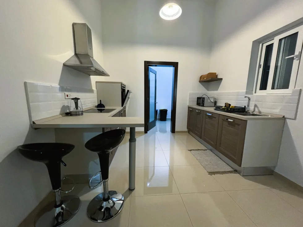3 bed Apartment For Rent in Sliema, Sliema - thumb 7