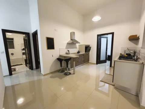 3 bed Apartment For Rent in Sliema, Sliema - thumb 8