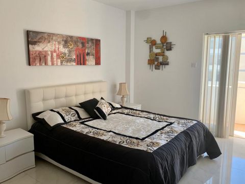 3 bed Apartment For Rent in St Julian's, St Julian's - thumb 6