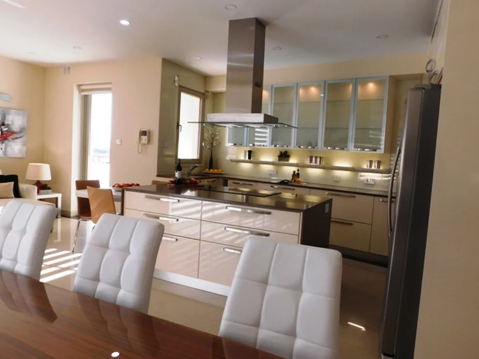 3 bed Apartment For Rent in Sliema, Sliema - thumb 4