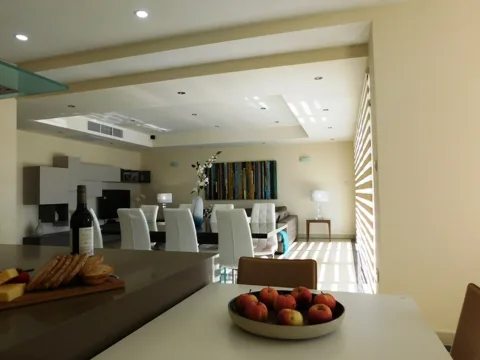 3 bed Apartment For Rent in Sliema, Sliema - thumb 7