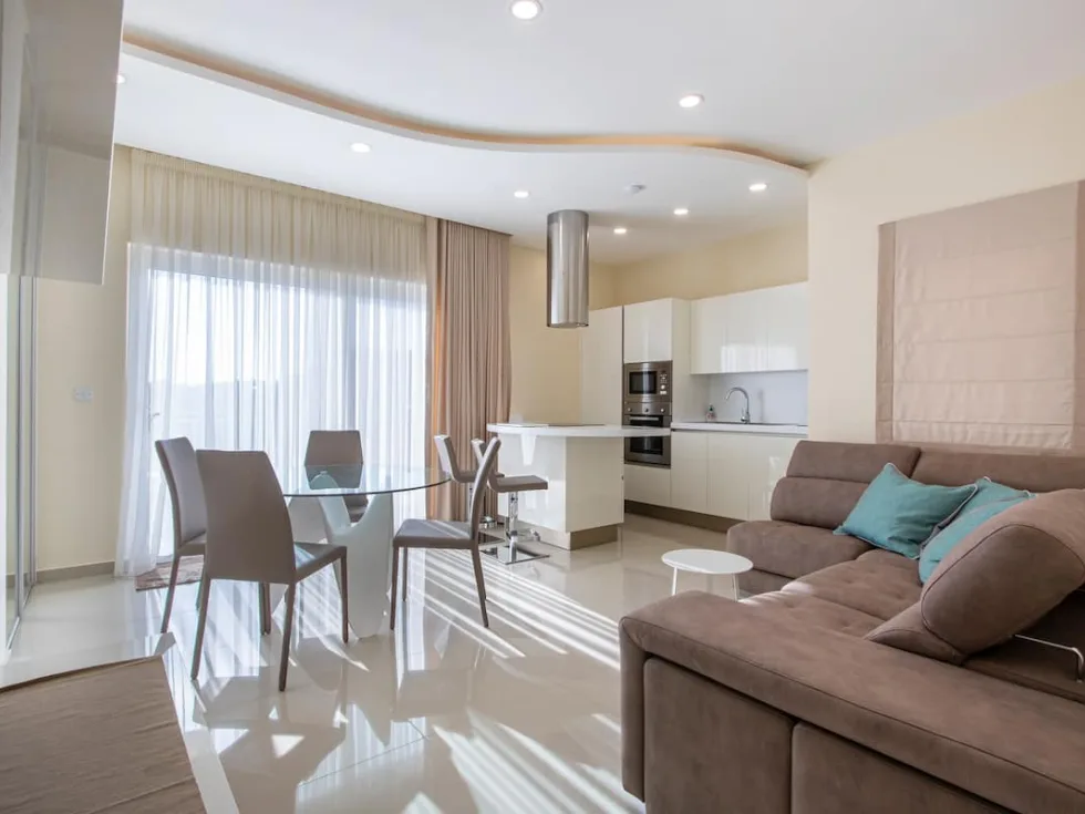 2 bed Penthouse For Rent in St Julian's, St Julian's - thumb 5