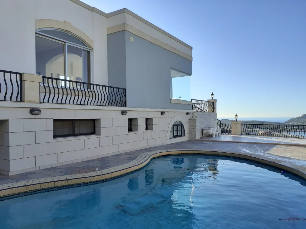 6 bed Villa For Rent in Mellieha, Mellieha - thumb 2