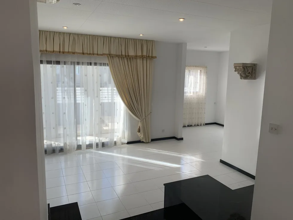 4 bed Villa For Rent in Naxxar, Naxxar - thumb 1