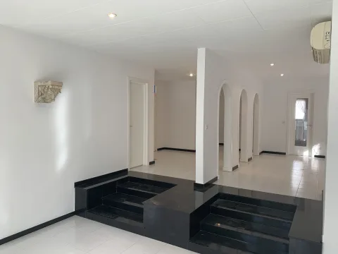 4 bed Villa For Rent in Naxxar, Naxxar - thumb 3