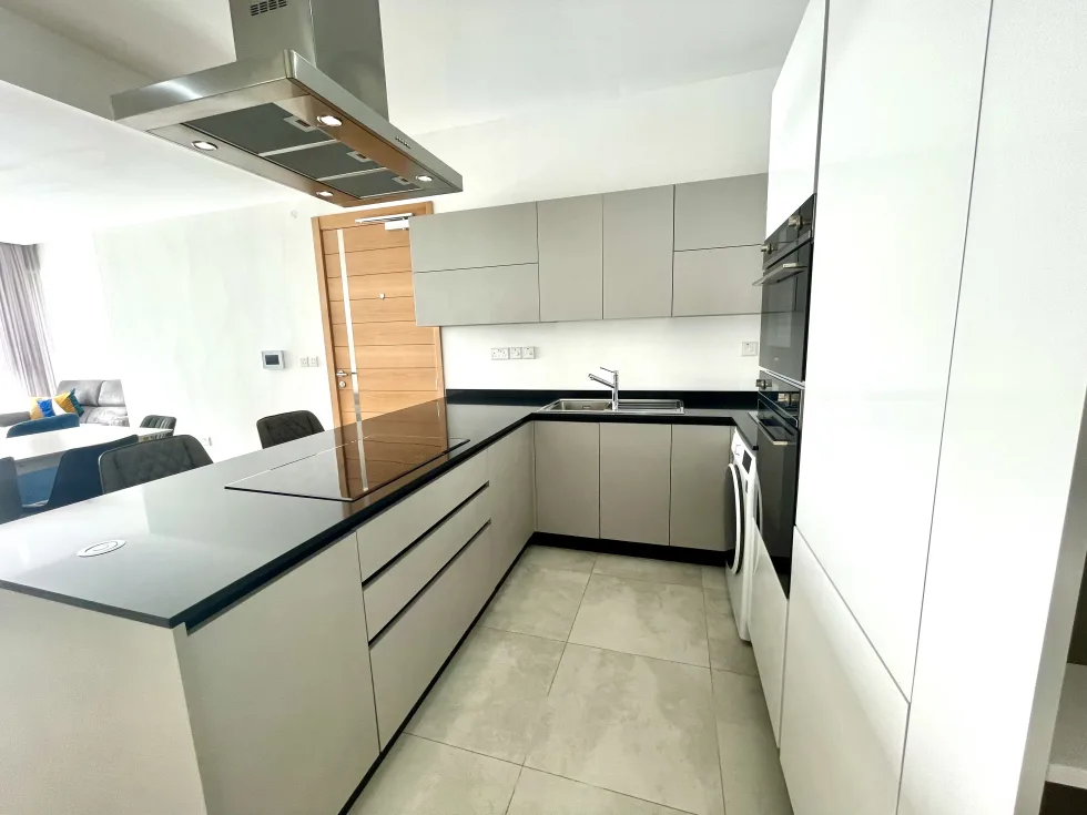 2 bed Apartment For Rent in Sliema, Sliema - thumb 8