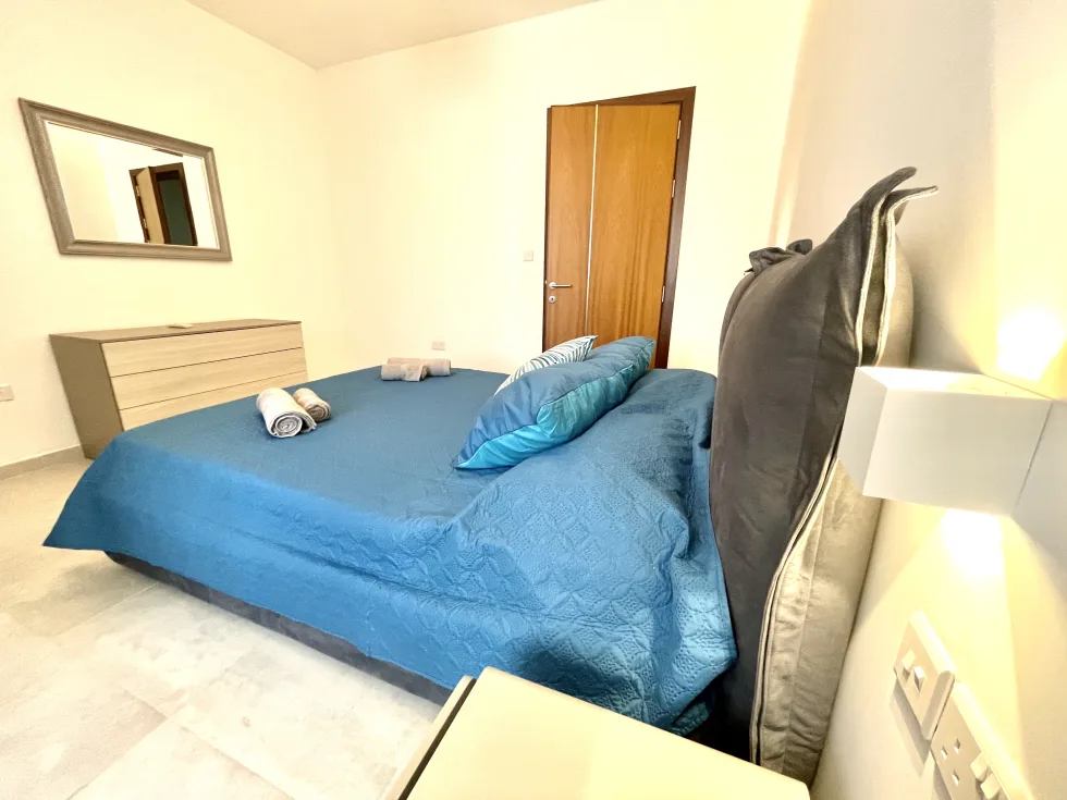 2 bed Apartment For Rent in Sliema, Sliema - thumb 10