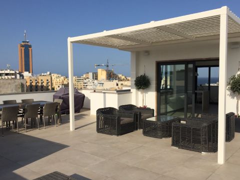 3 bed Penthouse For Rent in St Julian's, St Julian's - thumb 5