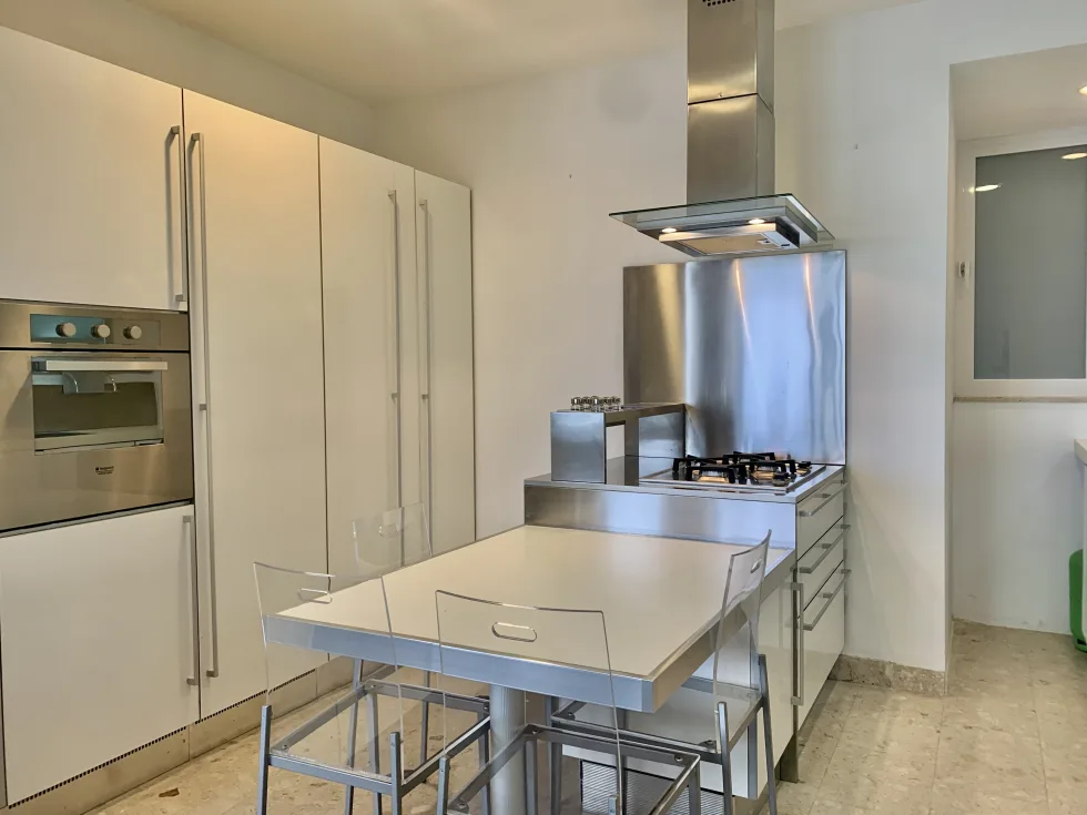 3 bed Apartment For Rent in Sliema, Sliema - thumb 9