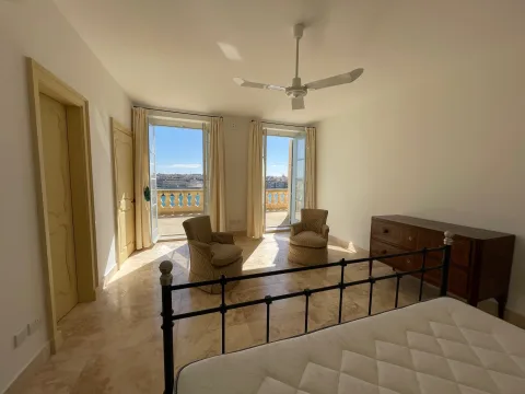 2 bed Maisonette For Rent in Valletta, Valletta - thumb 11