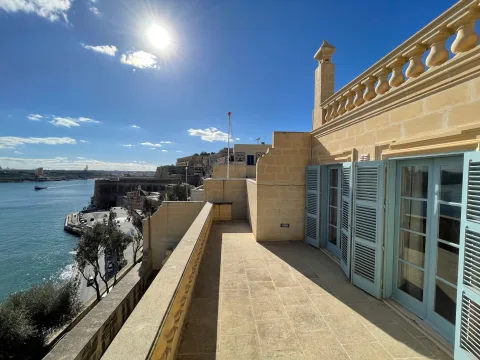 2 bed Maisonette For Rent in Valletta, Valletta - thumb 12