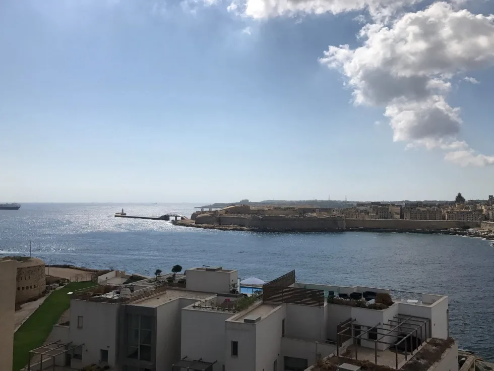 3 bed Apartment For Rent in Sliema, Sliema - thumb 1