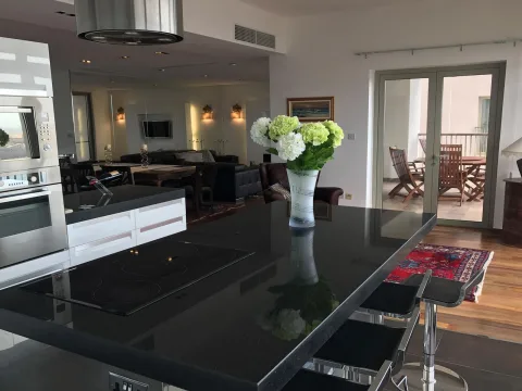 3 bed Apartment For Rent in Sliema, Sliema - thumb 7