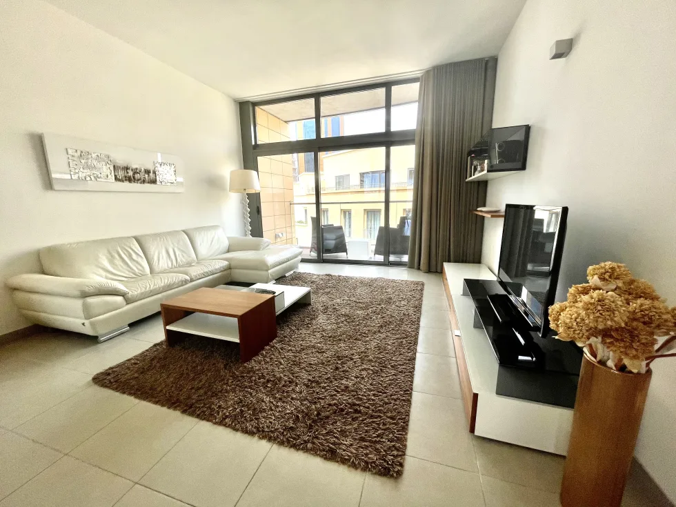 1 bed Apartment For Rent in St Julian's, St Julian's - thumb 1