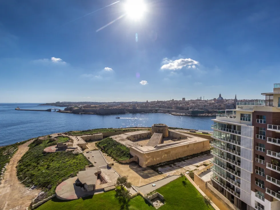 3 bed Apartment For Rent in Sliema, Sliema - thumb 15