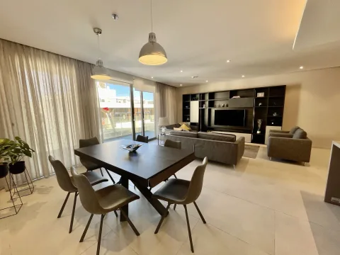 2 bed Apartment For Rent in Sliema, Sliema - thumb 2