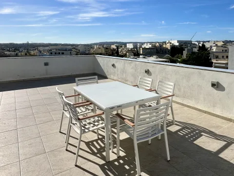 3 bed Penthouse For Rent in Lija, Lija - thumb 2