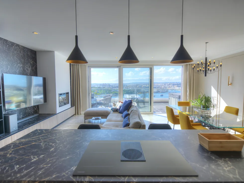 2 bed Penthouse For Rent in Sliema, Sliema - thumb 10