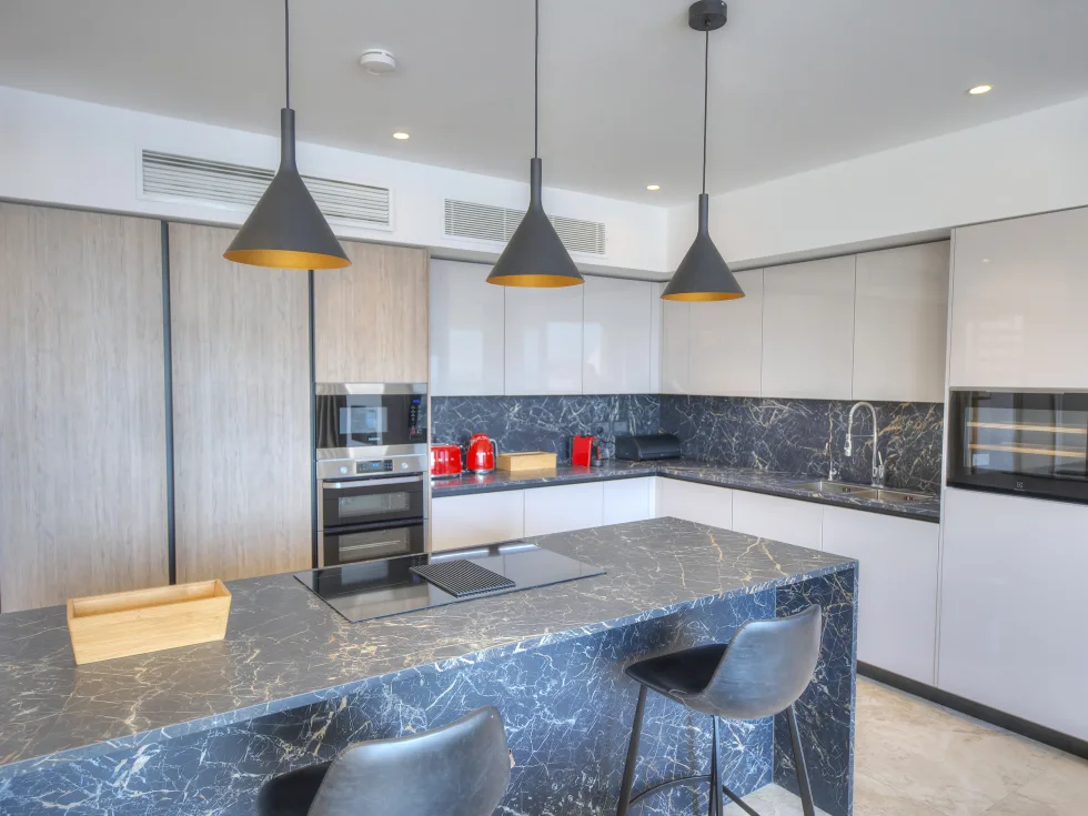 2 bed Penthouse For Rent in Sliema, Sliema - thumb 8