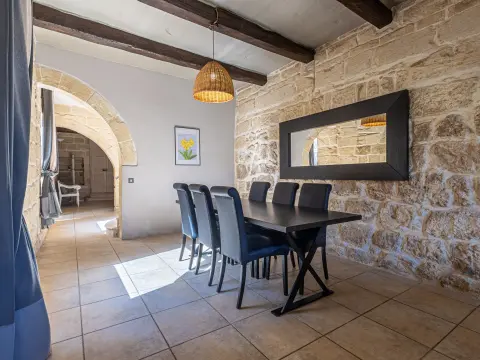 3 bed Farmhouse For Rent in Mgarr, Mgarr - thumb 5