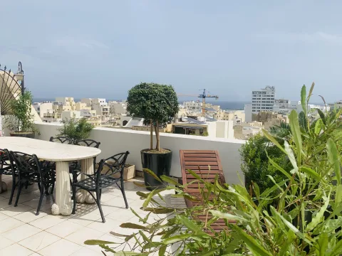 3 bed Penthouse For Rent in Sliema, Sliema - thumb 1