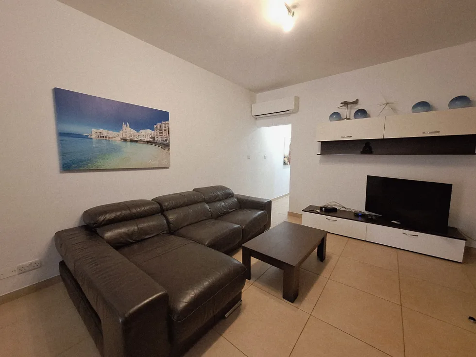 3 bed Apartment For Rent in Sliema, Sliema - thumb 2