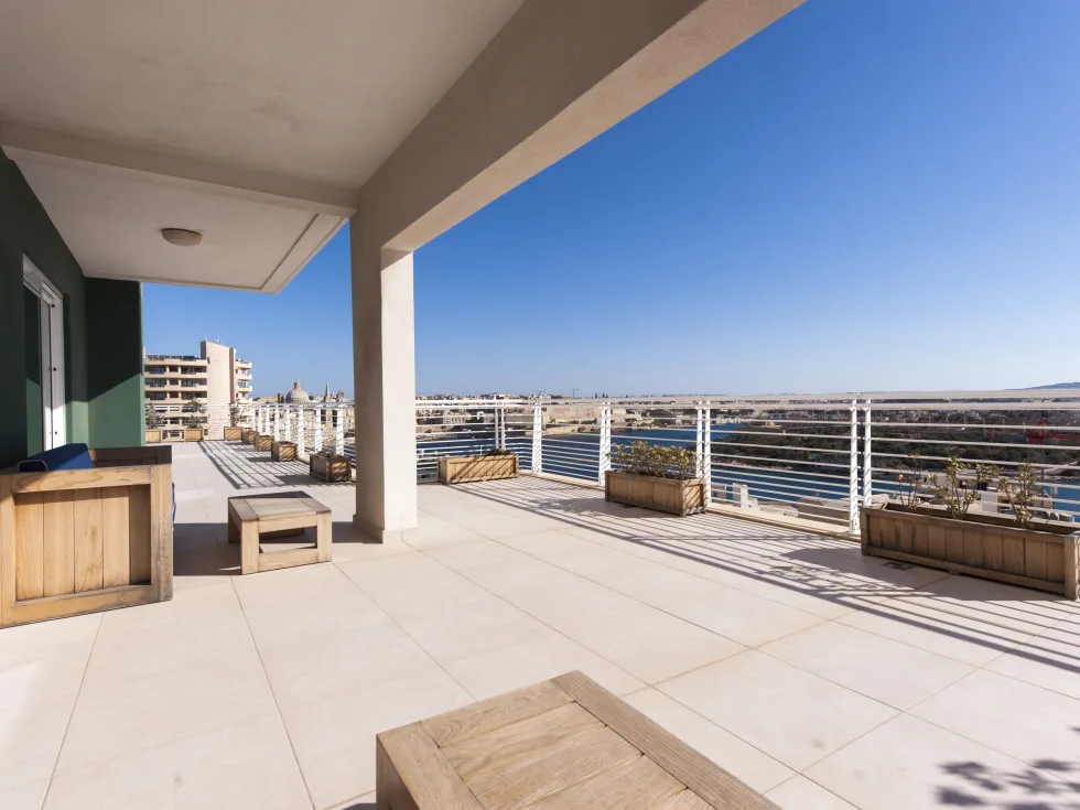 2 bed Apartment For Rent in Sliema, Sliema - thumb 1