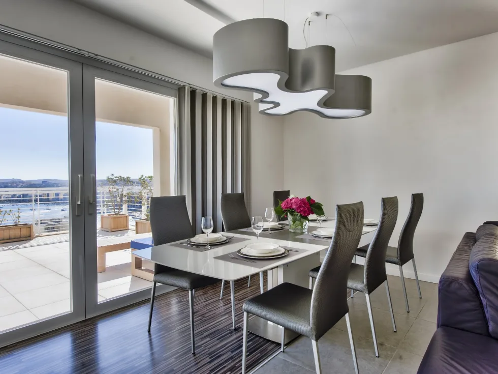 2 bed Apartment For Rent in Sliema, Sliema - thumb 6