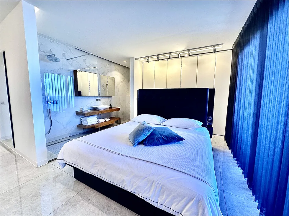 3 bed Penthouse For Rent in Sliema, Sliema - thumb 12