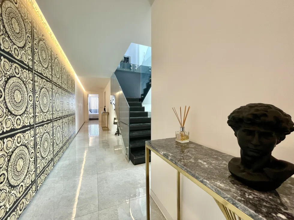 3 bed Penthouse For Rent in Sliema, Sliema - thumb 4